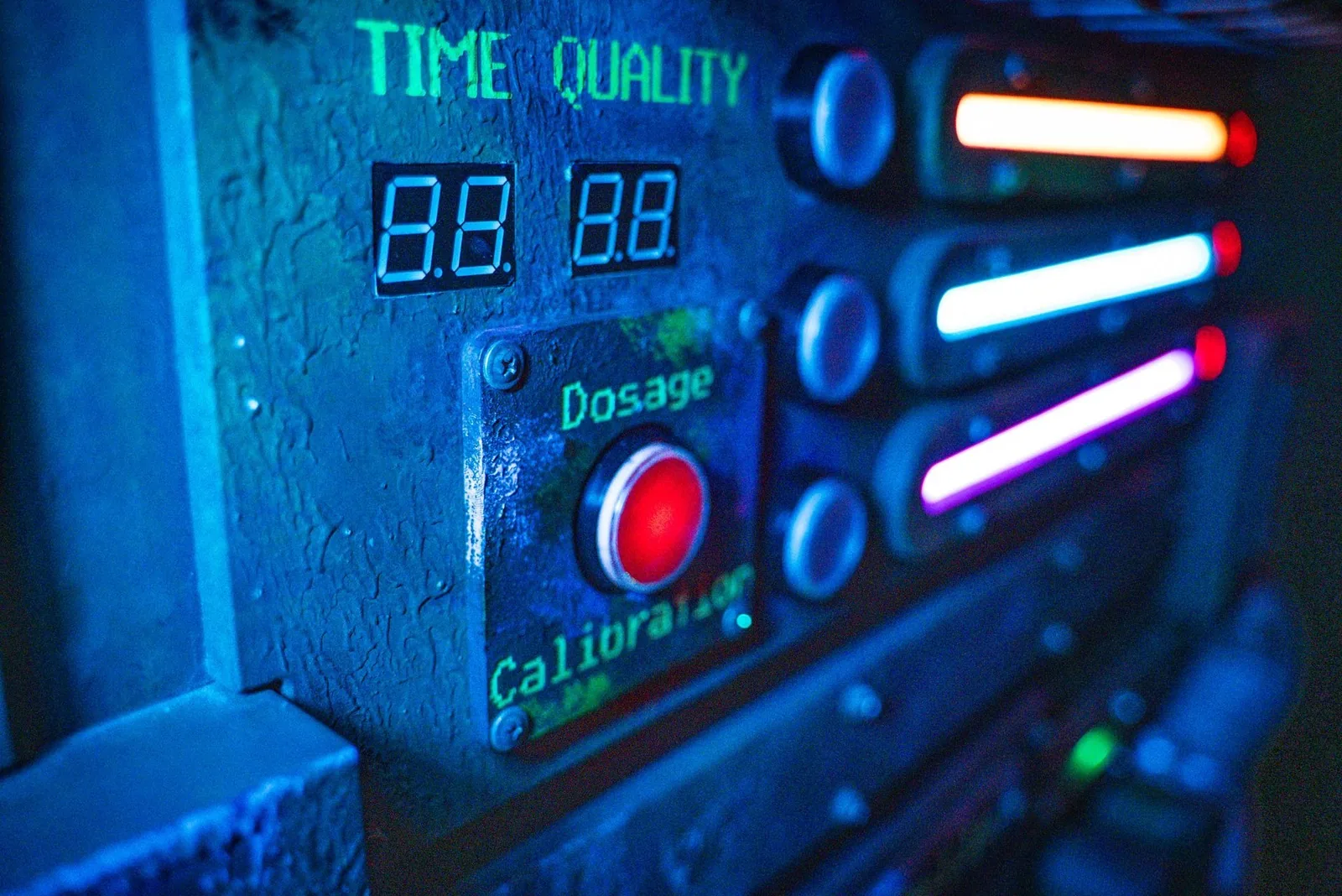 Time and quality readouts beside the dosage button in the Zombie Apocalypse lab